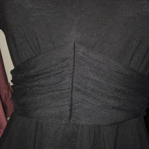 V-Neck Black Mossimo Cap Sleeve Empire Waist Dress - Picture 4 of 5